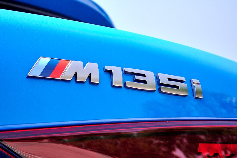 こちらはM135i xDrive
