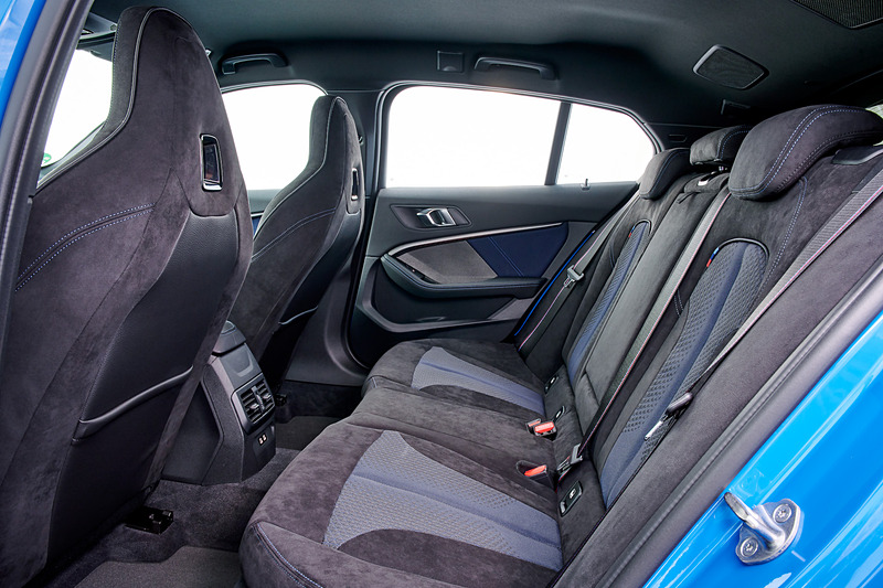 M135i xDriveのインテリア