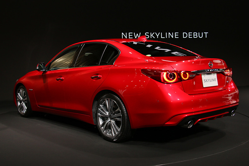 ボディサイズは4810×1820×1440mm（全長×全幅×全高）、ホイールベースは2850mm