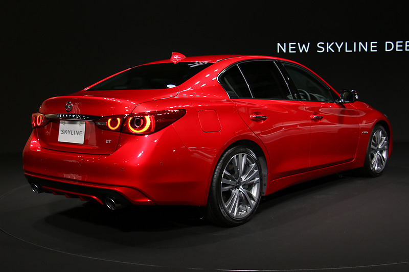 ボディサイズは4810×1820×1440mm（全長×全幅×全高）、ホイールベースは2850mm