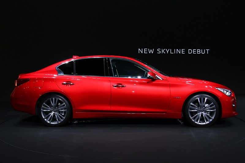 ボディカラーはGT Type SPと400R専用の新色「カーマインレッド」