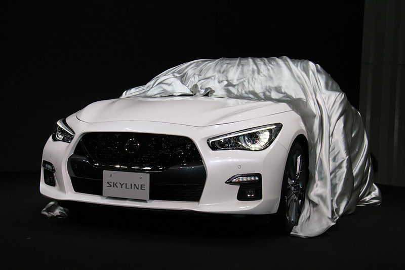 新グレードの400Rも初公開