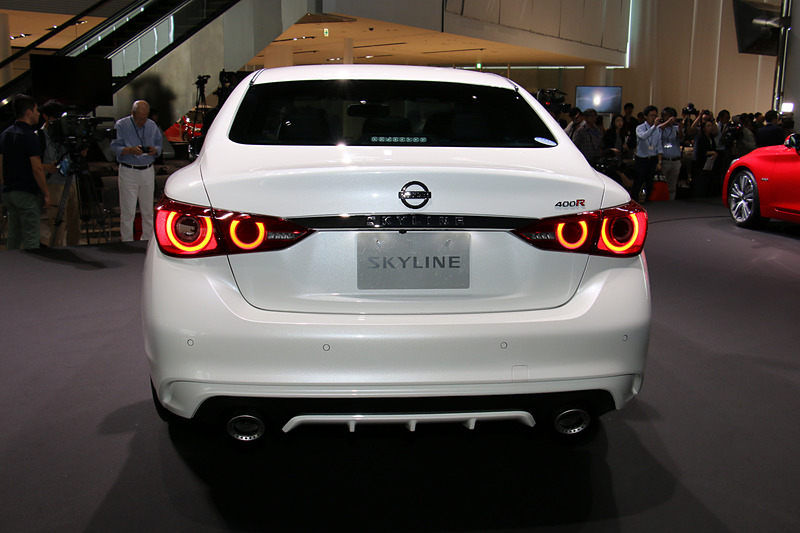 「ブリリアントホワイトパール」の400R