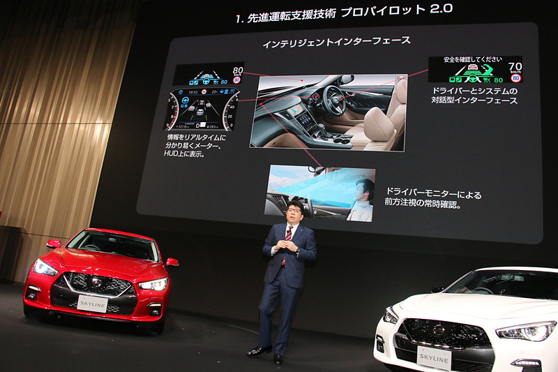 車両から次のアクションをドライバーに提案し、ドライバーの承認アクションを経て実際にアクションを行なう「対話型」のインターフェースも大きなポイントになると徳岡氏