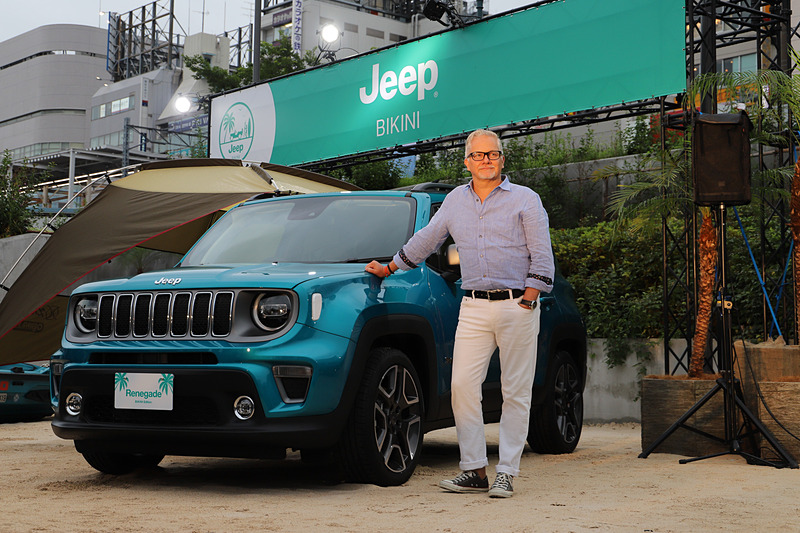 レネゲード・ビキニ・エディションとヘグストロム氏