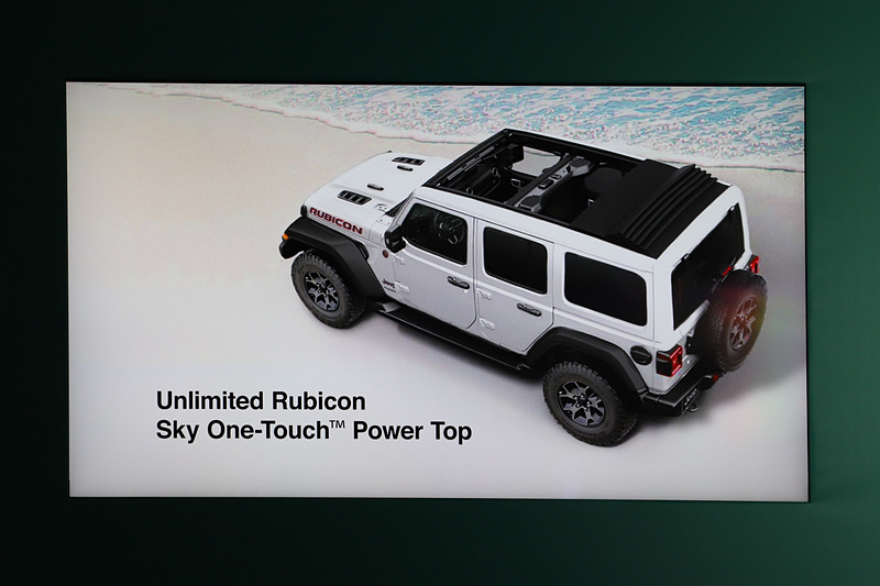 ラングラーとレネゲードについての説明スライド