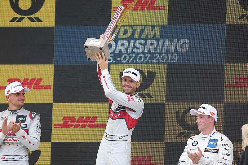 表彰台。優勝のレネ・ラスト、2位のニコ・ミューラー、3位のジョエル・エリクソン