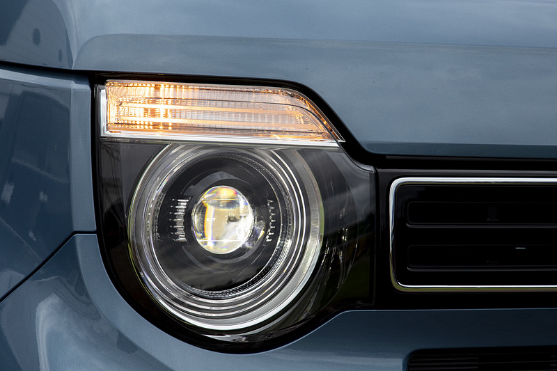 ターボエンジン車はLEDヘッドライトを標準装備