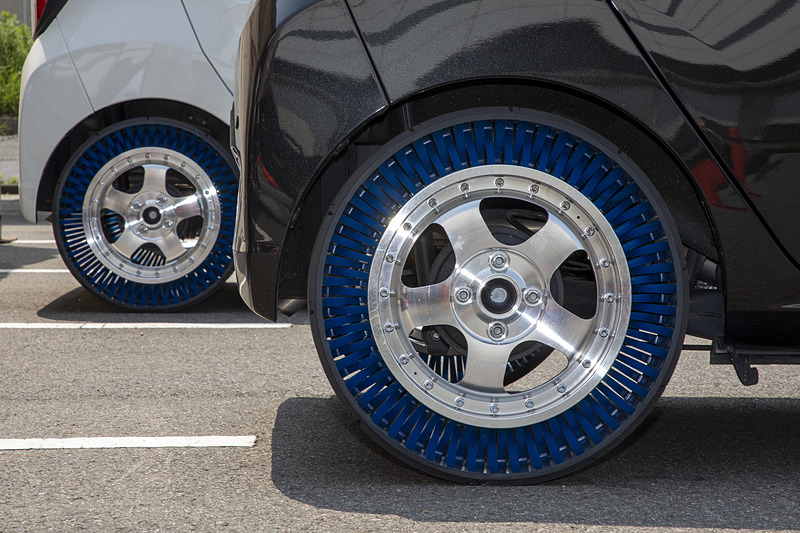 TOYO TIREは空気充填不要のタイヤ「ノアイア」の試乗会も開催している。こちらは当日申し込みで枠があれば助手席への試乗ができる