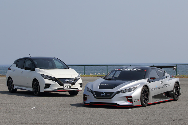 現行リーフとリーフ NISMO RC_02