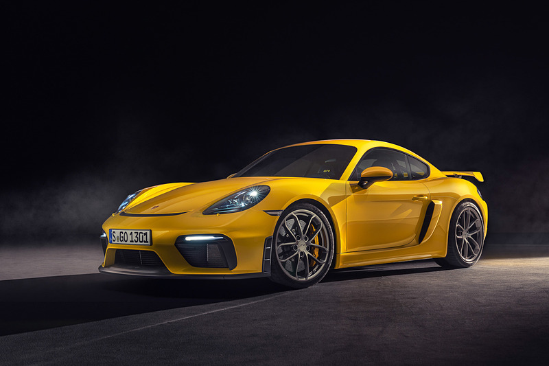 新型「718 ケイマン GT4」