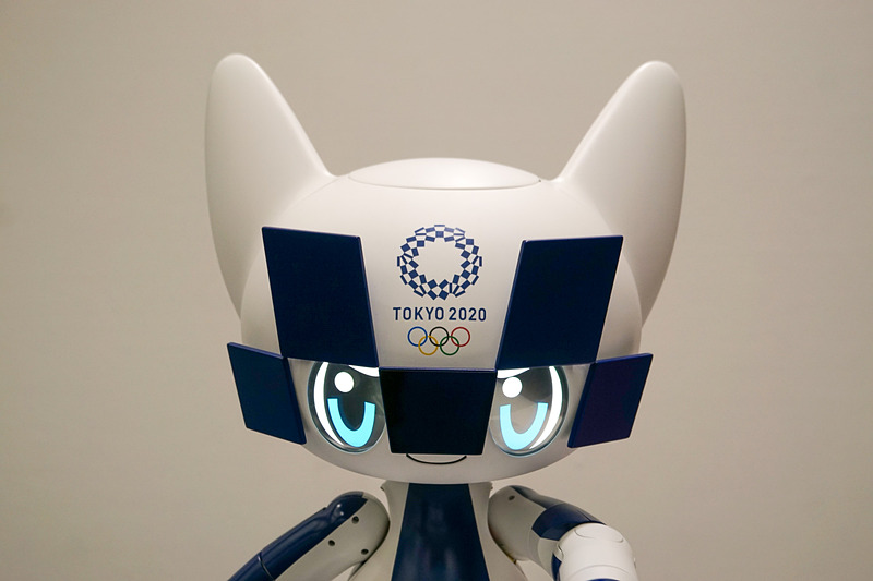 東京2020大会マスコットロボットの「ミライトワ」
