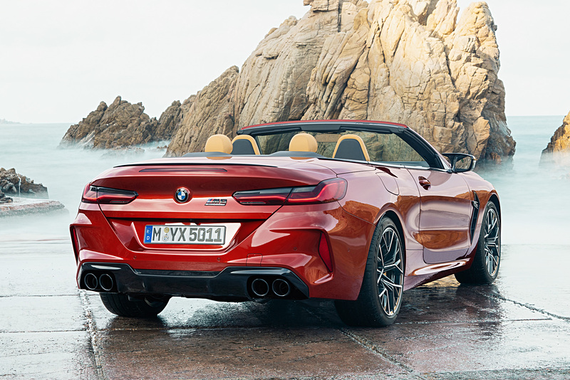 ボディサイズは4867×1907×1353mm（全長×全幅×全高）、ホイールベースは2827mm、車両重量は2010kg（いずれもヨーロッパ仕様値）