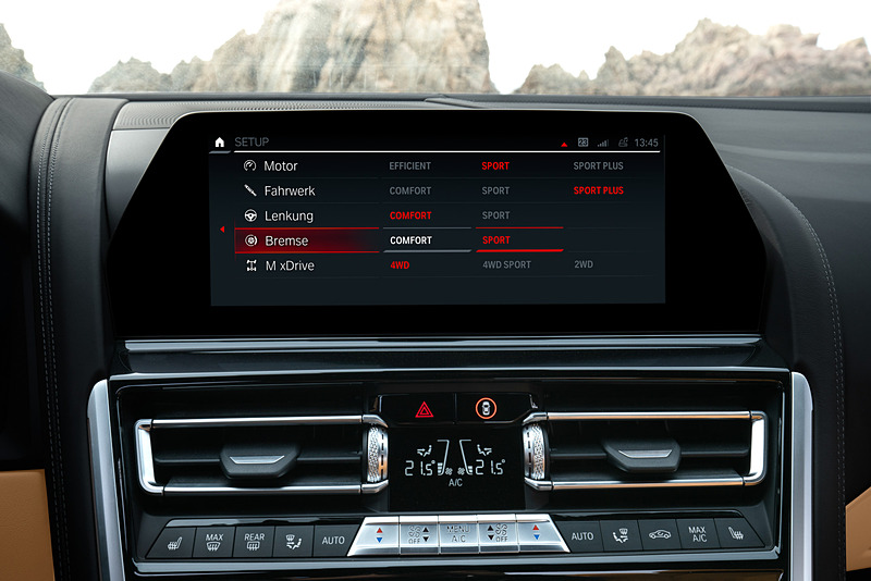 新型「M8」から採用されている「Mボタン」も設定される