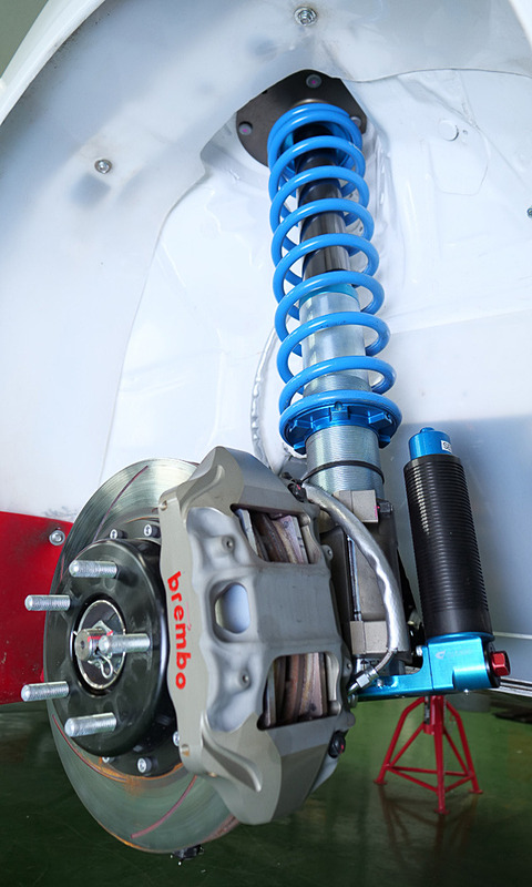 C-HR専用設計のサスペンション