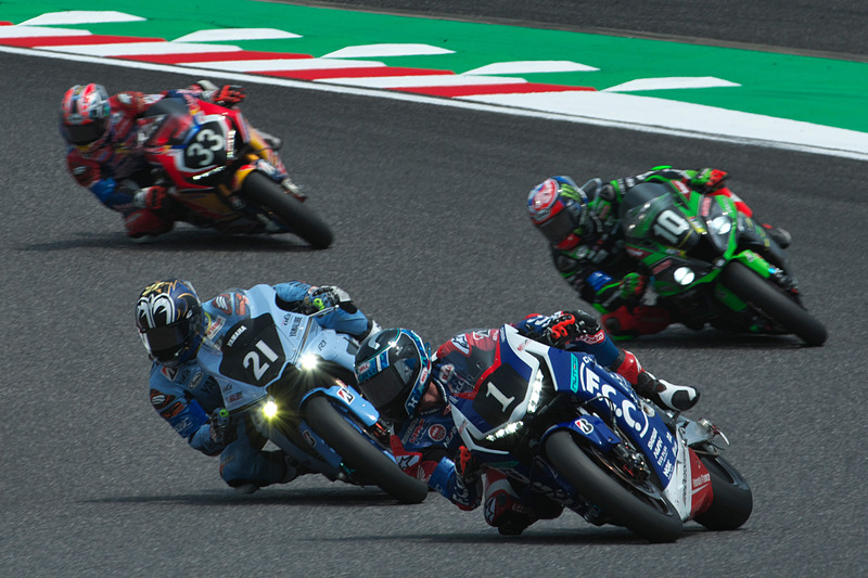 ワークス3チームがレース展開の中心に