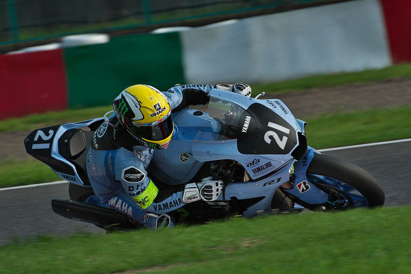 21号車YAMAHA FACTORY RACING TEAM