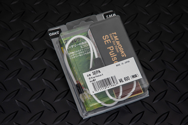 これがSE パルサー プレミアム A。価格は8600円（税別）。なお、この用品はホンダカーズ東京中央で付けたものではなく、別の機会にT.M.WORKSで装着。ホンダの用品ではない