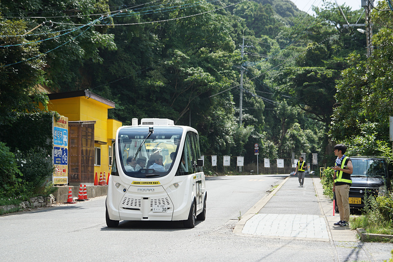 交通規制のない一般公道を5km/h程度の速度で自動運転を実施