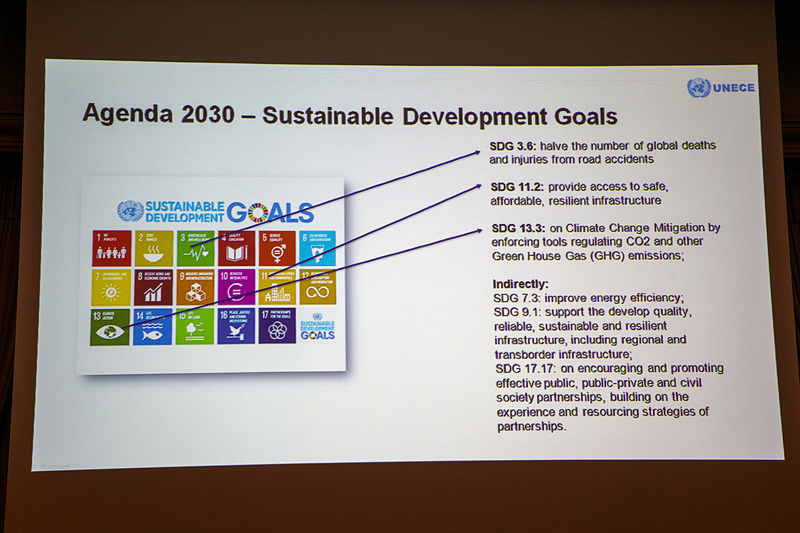 ギシャール氏のプレゼン資料