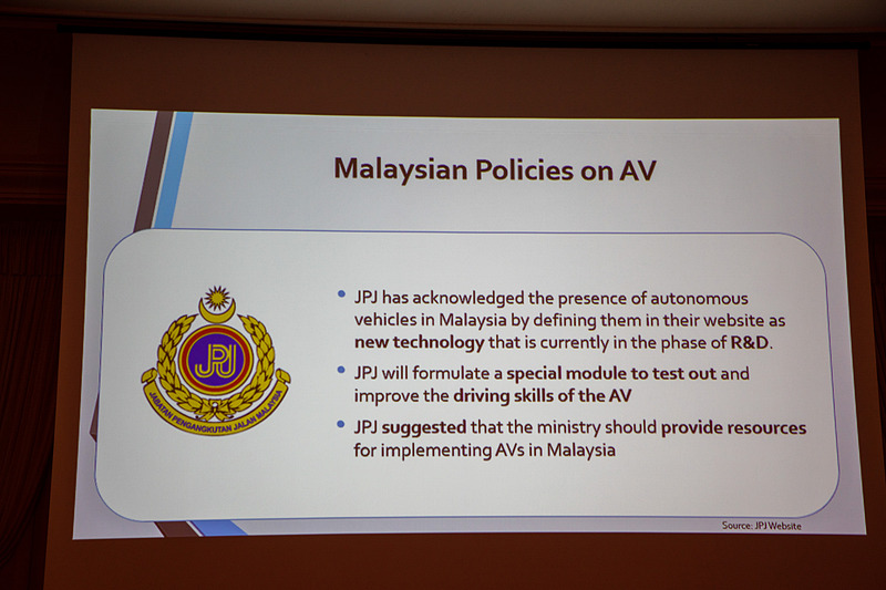 自動運転に興味を持つ人の多くは技術に目を向けているが、もっと重要なのが政策だとアンワル氏は語った。ただ、どこの省庁も連携が取れていないということだ