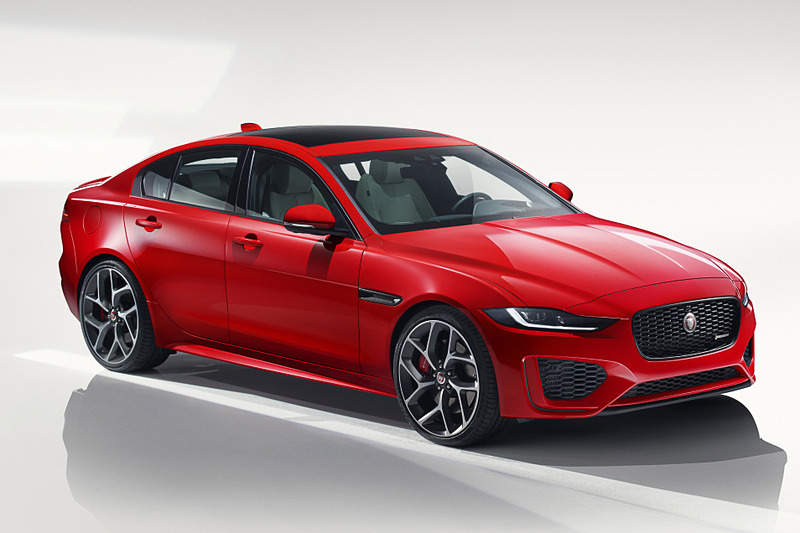 専用のエクステリアを採用する新グレード「R-DYNAMIC」