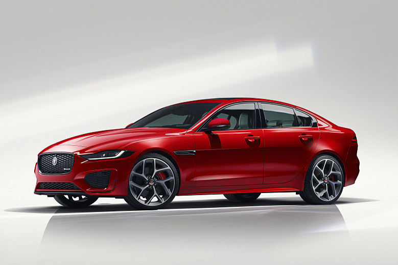 専用のエクステリアを採用する新グレード「R-DYNAMIC」