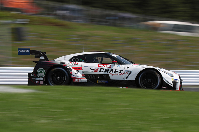 3号車 CRAFTSPORTS MOTUL GT-R（平手晃平/フレデリック・マコヴィッキ組、MI）