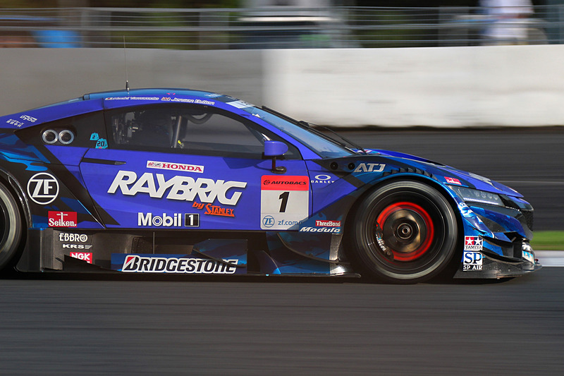 1号車 RAYBRIG NSX-GT
