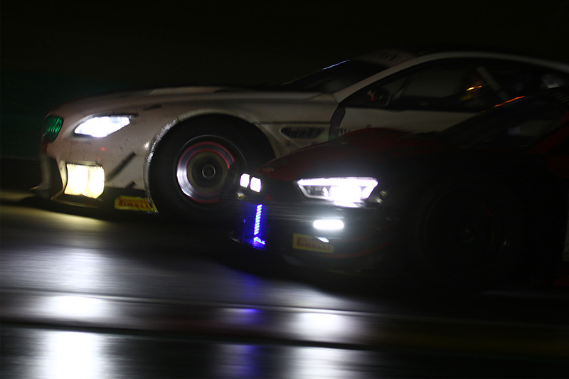 夜中3時前後のシケインのバトルシーン