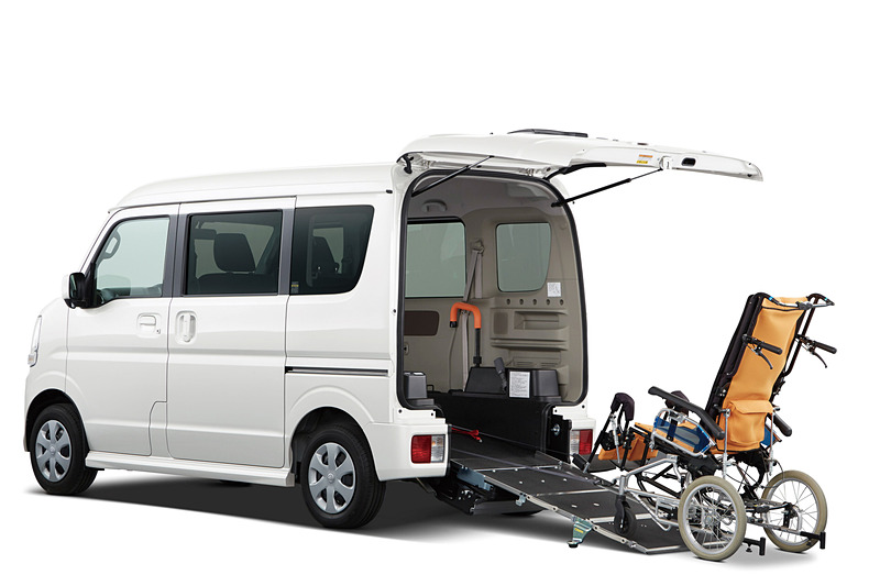 NV100 クリッパー リオ「チェアキャブ」