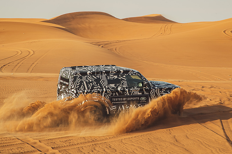 砂漠で行なわれたテストの様子