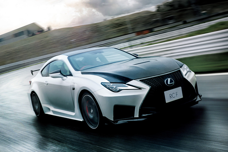 5月にマイナーチェンジしたレクサス「RC F」