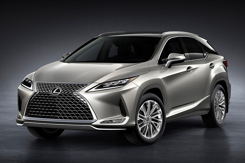 新型「RX」もマイナーチェンジモデルを8月下旬に発売予定