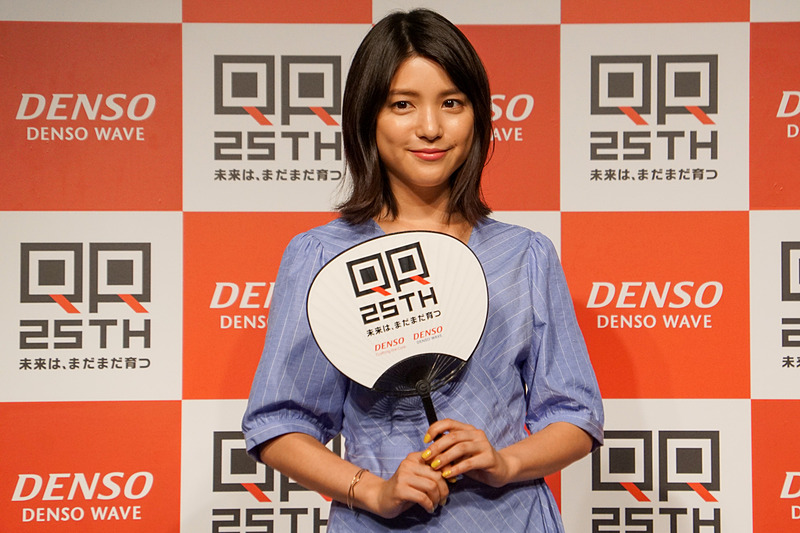 QRコード25年の進化を振り返る「QRコード25周年記念 PRイベント～未来は、まだまだ育つ～」に登場した川島海荷さん