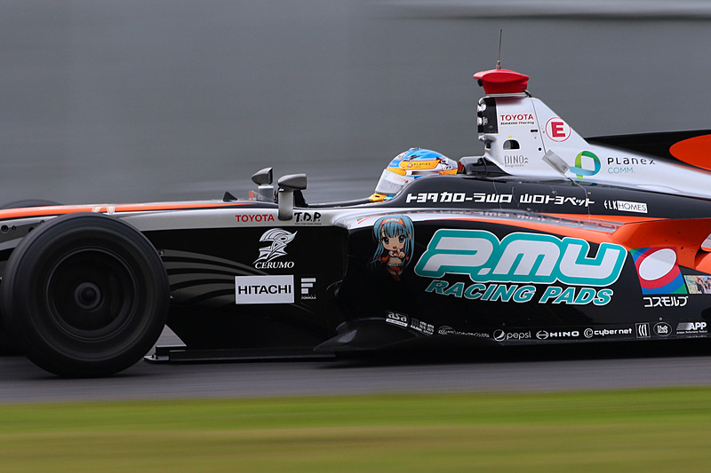 2015年、2017年にはスーパーフォーミュラでチャンピオンを獲得