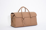 ダイハツ「コペン」専用バッグ「Caban.to（カバント）」。9月末までの