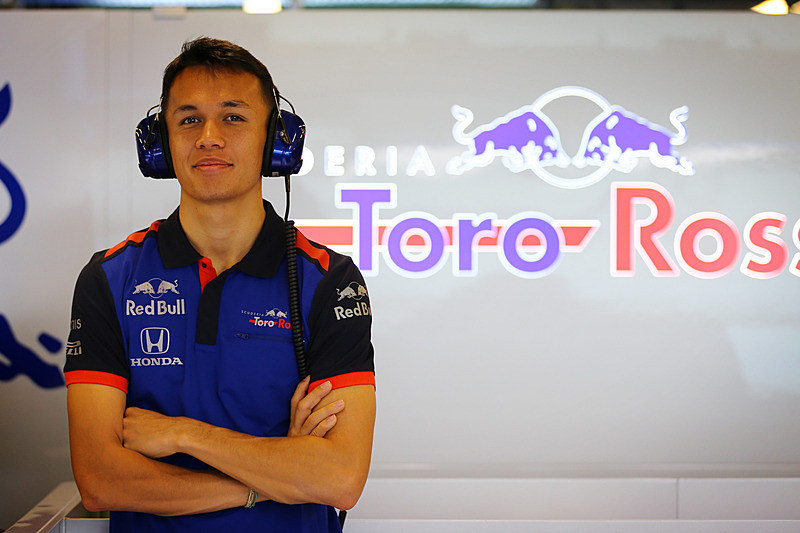 アレクサンダー・アルボン選手