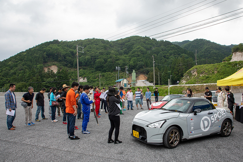 D-SPORTの松尾光洋氏は、基礎練習をする場なので目を三角にしてがんばるのではなく、肩の力を抜いて1日を有意義に楽しんで欲しいと語った