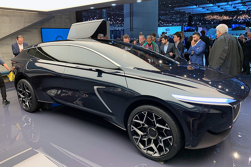 2019年のジュネーブモーターショーで公開されたSUVモデルのEV（電気自動車）コンセプト「ラゴンダ・オールテレイン・コンセプト」