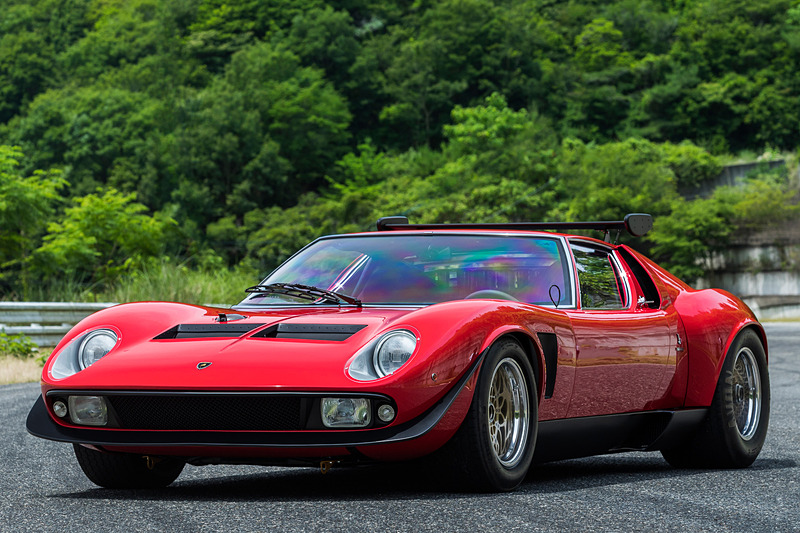 車台番号＃3781のミウラ SVRは日本人オーナーが所有する車両で、2018年6月に中山サーキットで走行シーンも披露されている1台