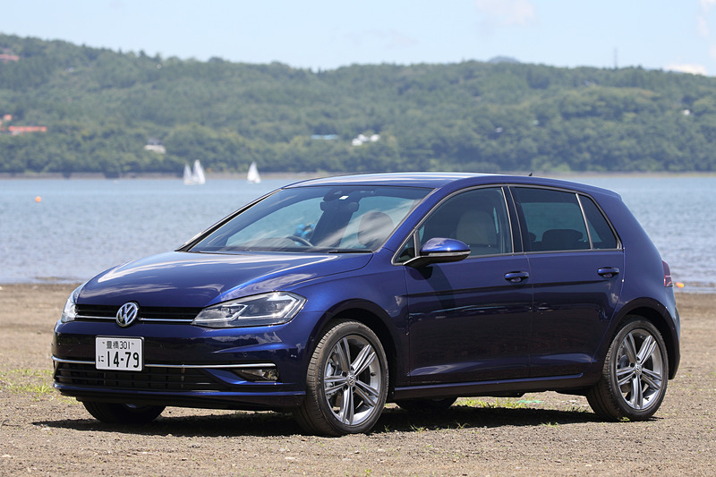 10月1日に発売される「ゴルフ TDI Highline Meister」（391万円。10％の消費税を含む）。ボディサイズは4265×1800×1480mm（全長×全幅×全高）、ホイールベースは2635mm。車両重量は1430kg