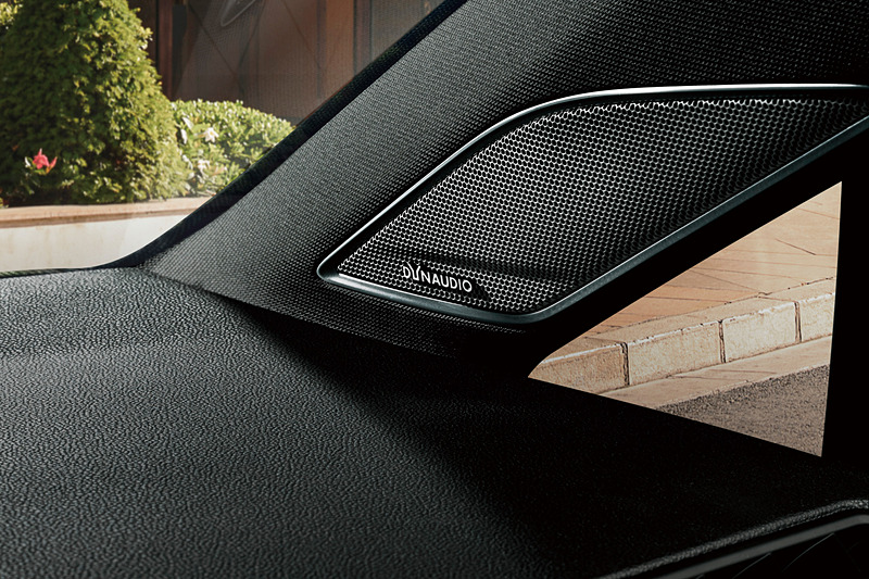 プレミアムサウンドシステム“DYNAUDIO”パッケージは7万7000円髙でTDI Highline Meisterにオプション設定