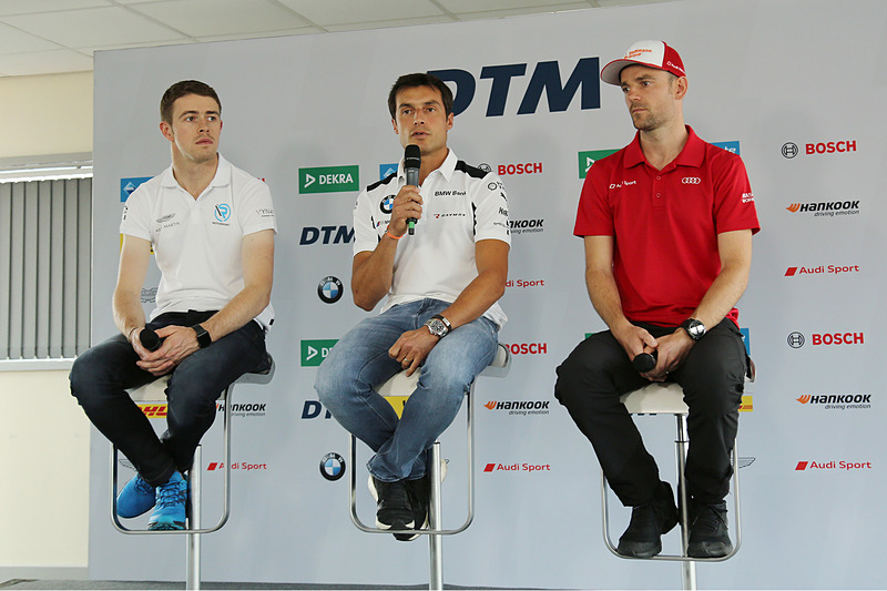 金曜日の午後に行なわれた会見の様子。左からポール・ディレスタ、ブルーノ・スペングラー、ジェイミー・グリーン