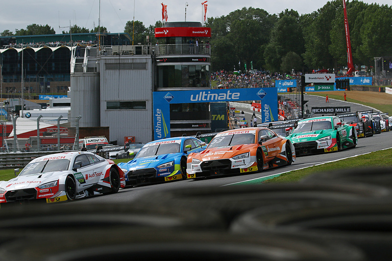 レース2がスタート