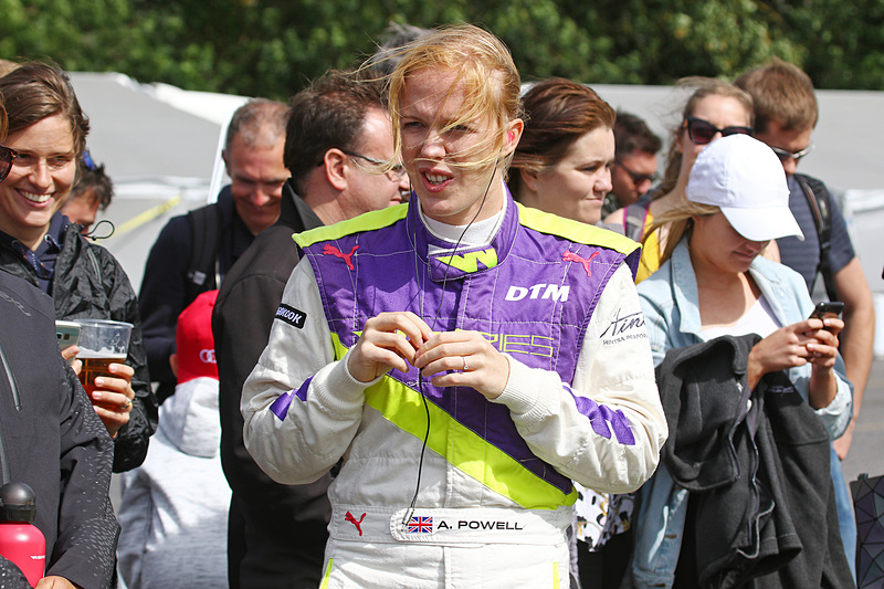 アグレッシブな走りで2番グリッドを獲得したアリス・パウエル