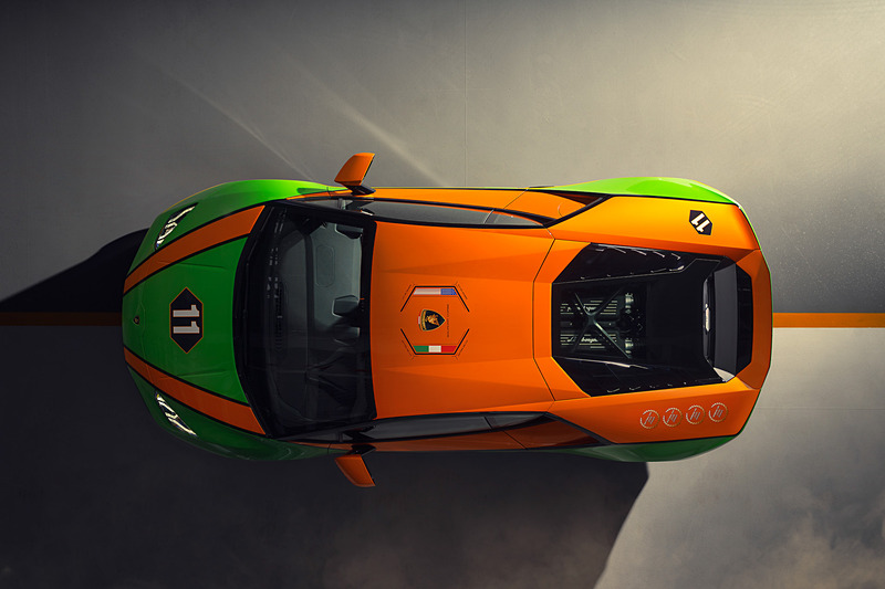 GRTグラッサー・レーシング・チームのマシンカラーを彷彿とさせる、Verde Egeria（グリーン）とArancio Aten（オレンジ）を組み合わせたウラカン EVO GTセレブレーションのエクステリア