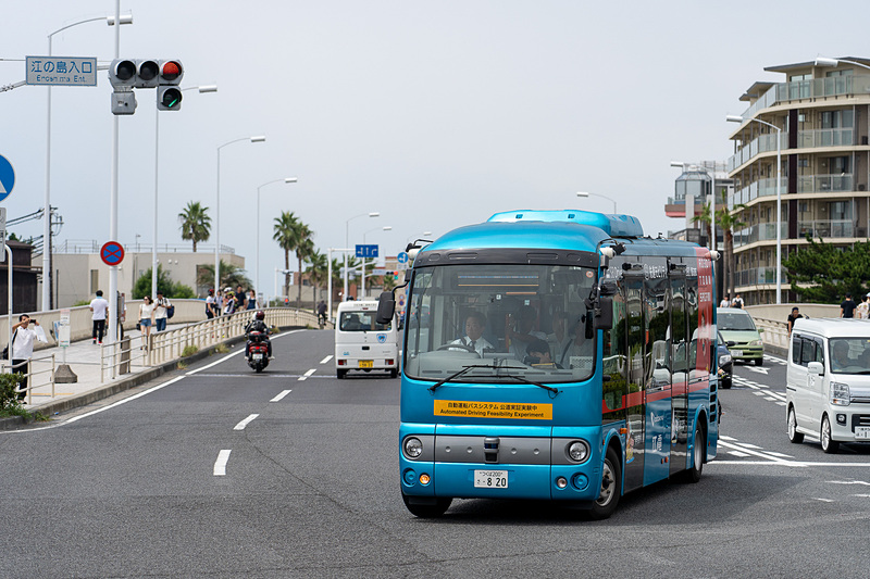 左折と右折なら断然右折の方が難しいとのこと。やはり対向車が一番の課題なのですね