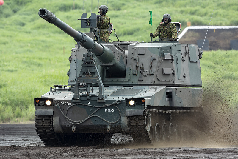 99式自走155mmりゅう弾砲