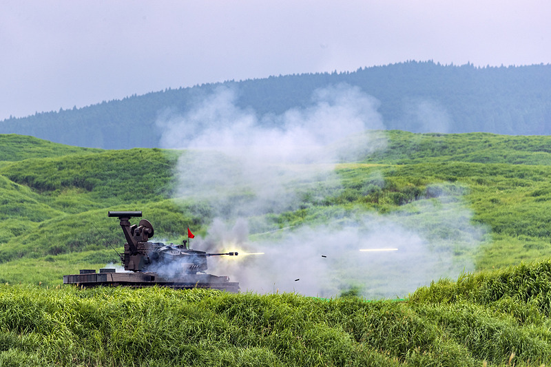 多目的誘導弾、92式地雷原処理車が増援部隊をサポート
